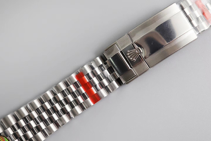 η GMT 2  EX131