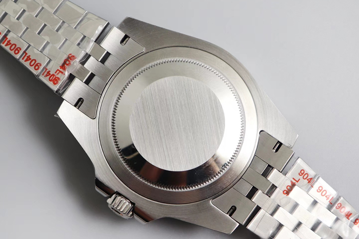 η GMT 2  EX131