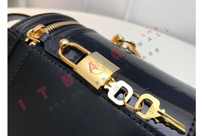 ̺    M53997 