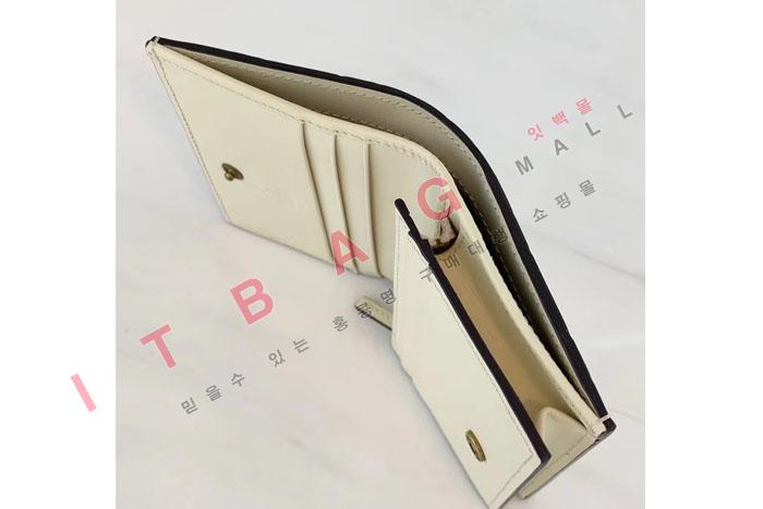  GG  ü ī  476050-2