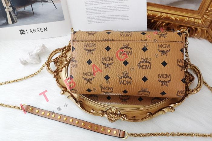 MCM   M83010