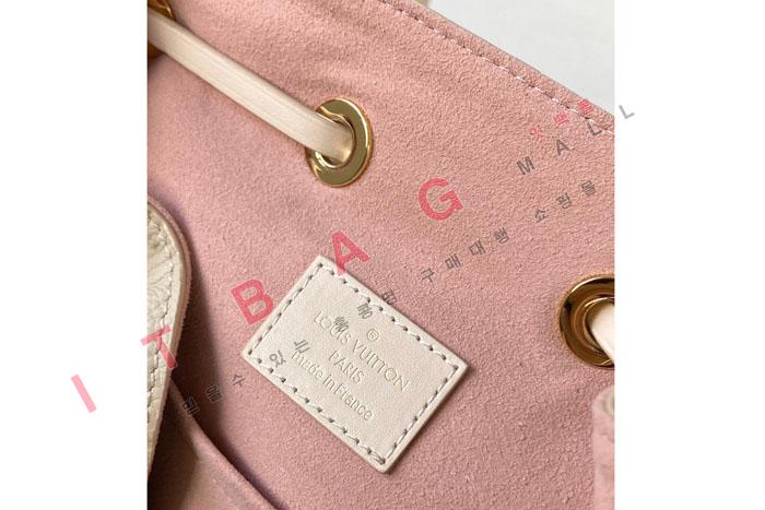 ̺    M45397 