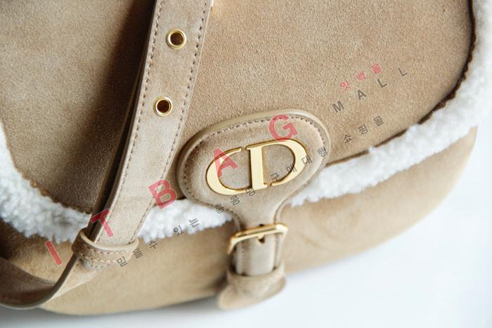  ٺ   DR90045    