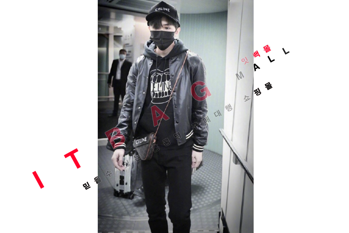  ﰢ   J195903  ()