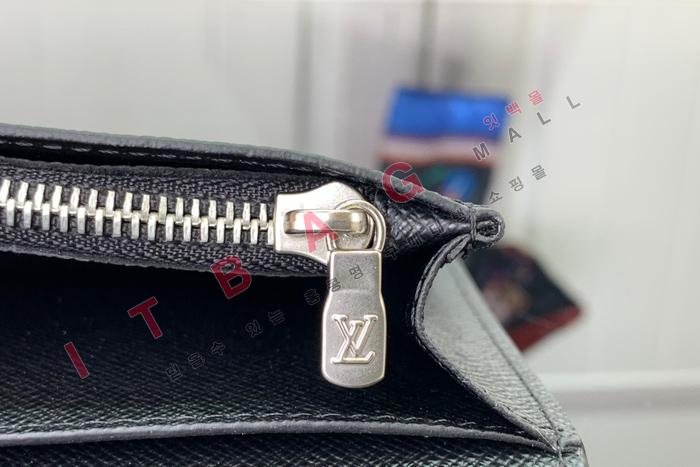 ̺ ¥    M81752