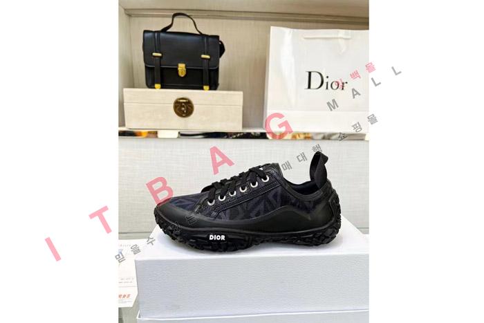   ȭ  LP6544-1