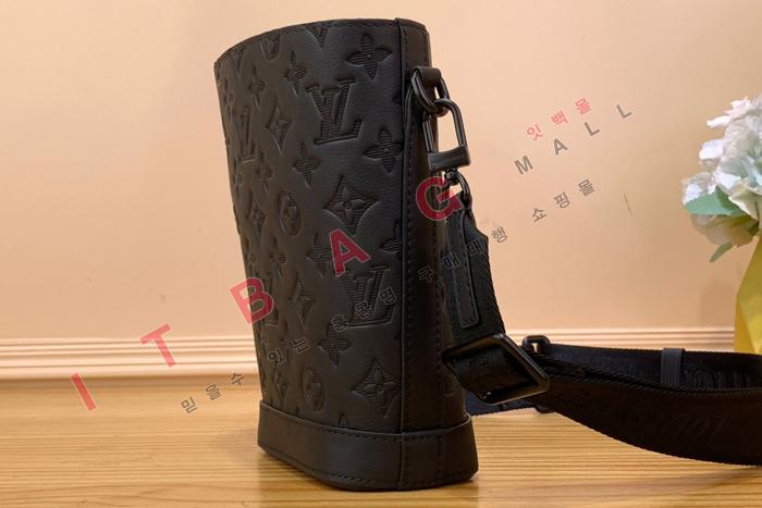 ̺ 뿡    M82248