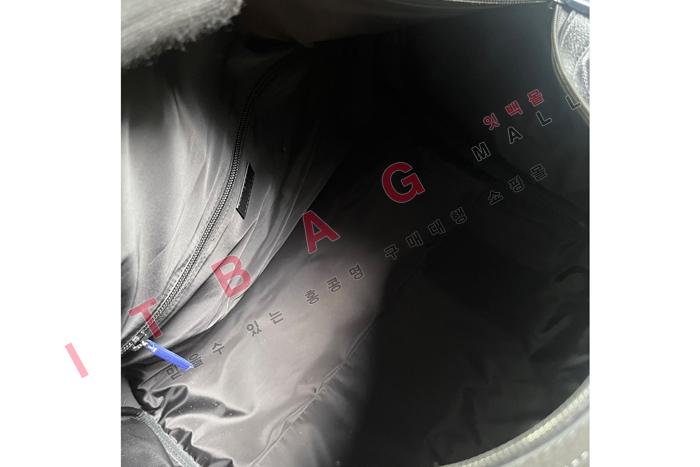     ù 758664-1