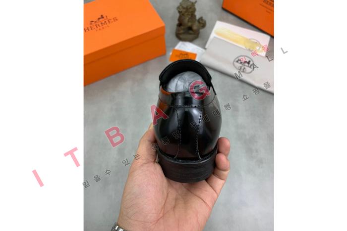 ޽    MYB6410