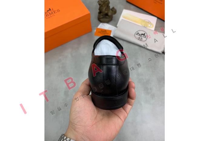 ޽    MYB6412