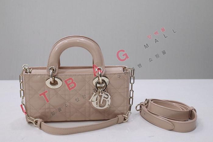   ̵  D-̹   DR90343-1