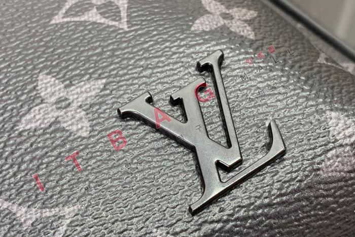 ̺      M46327-2