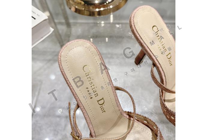  Capture Dior Or    YIBU1736-1   2)