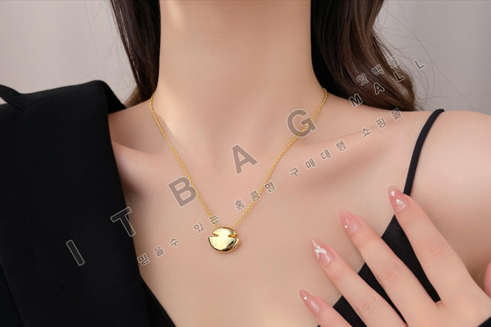 Ұ    SY4817 (3÷)