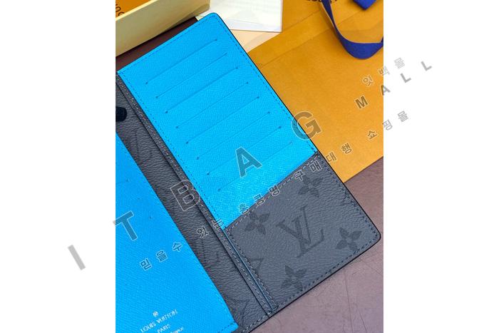 ̺ ¥    M61697-3