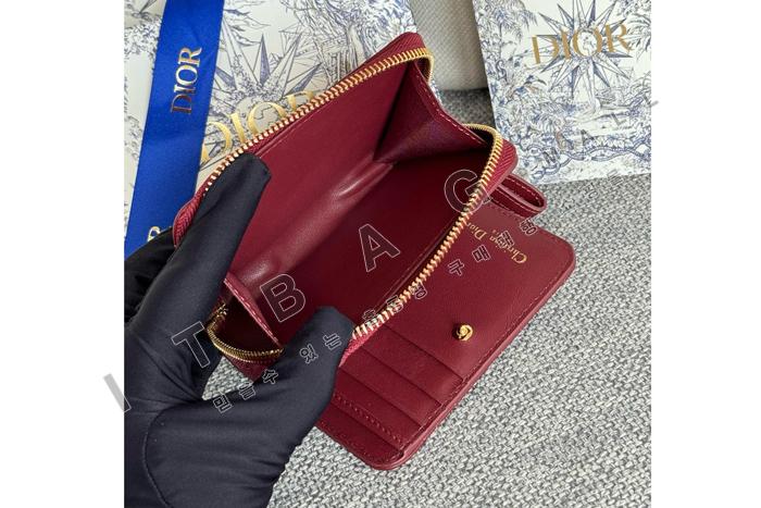  Caro Scarlet   A82373-9