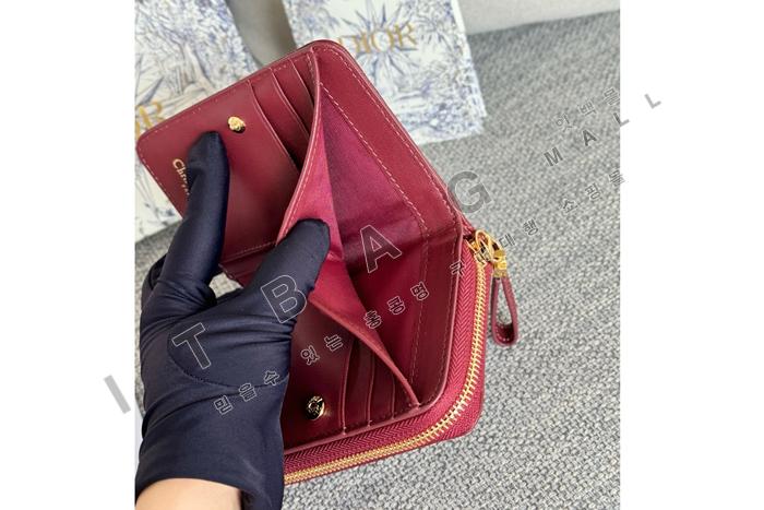  Caro Scarlet   A82373-9