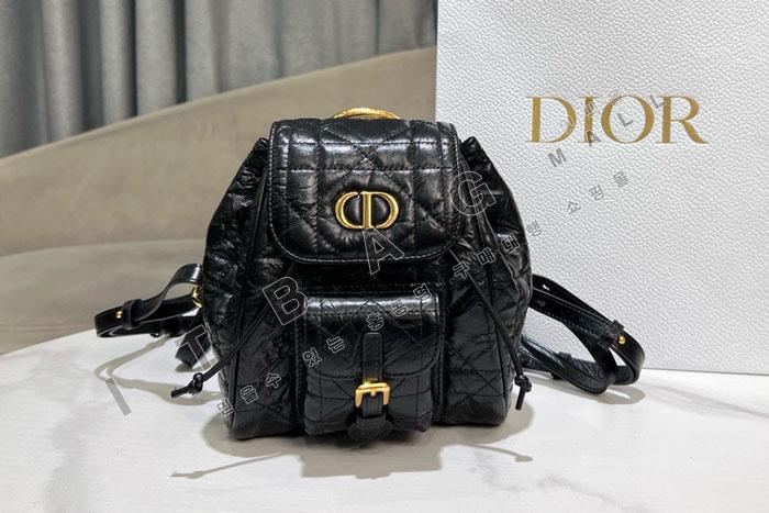  Caro    DR9159-3    25/Ż