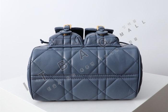  Caro ̵   DR9158-5    25/Ż