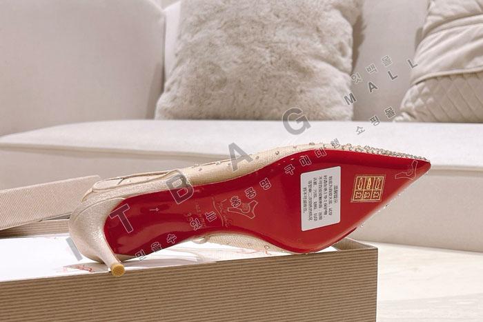 ũ      YIBU3014    25/Ż   2